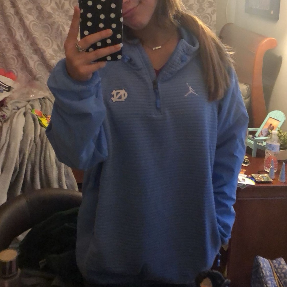 Nike Women's Light Blue Quarter-Zip Hoodie